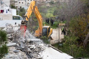 Israeli Forces Demolish Civilian and Commercial Facilities in Silwan and Beit Safafa Villages in Occupied Jerusalem