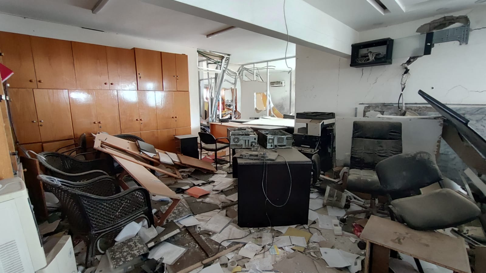 المؤسسات الحقوقية الفلسطينية: الحق، مركز الميزان، والمركز الفلسطيني لحقوق الإنسان، تدين بشدة العقوبات الأمريكية وتدعو إلى تضامن عالمي لإنهاء الإبادة الجماعية في غزة ووضع حد لاضطهاد الشعب الفلسطيني