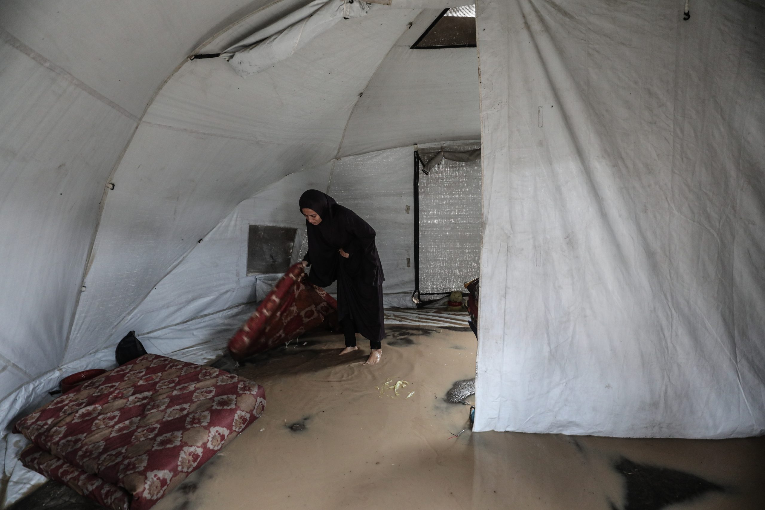 PCHR Warns of Worsening Conditions for Displaced Persons in Gaza Due to Continued Israeli Restrictions on the Entry of Adequate Shelter Supplies