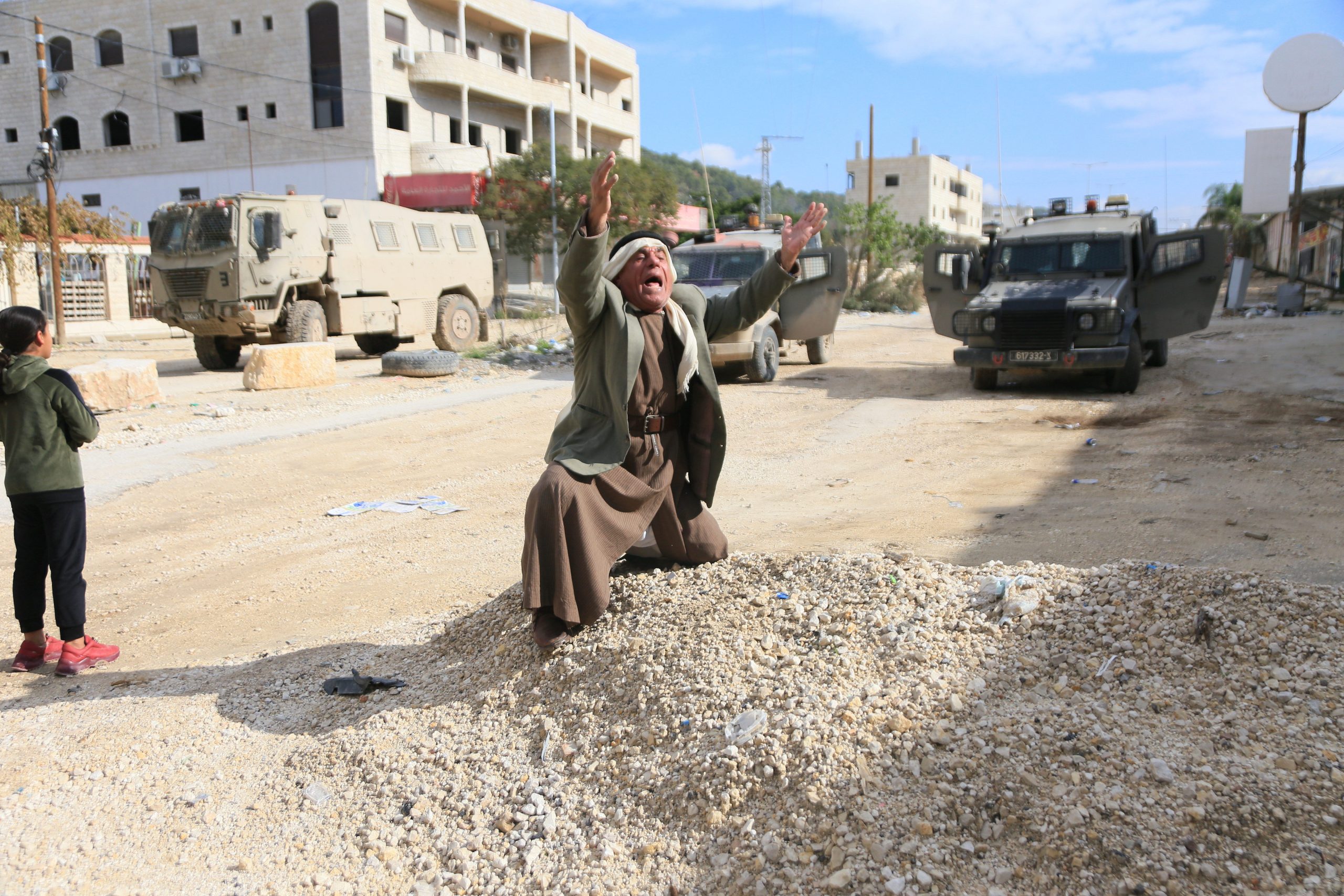 انتهاكات قوات الاحتلال الإسرائيلي لحقوق الإنسان والقانون الدولي الإنساني في الضفة الغربية ديسمبر 2025