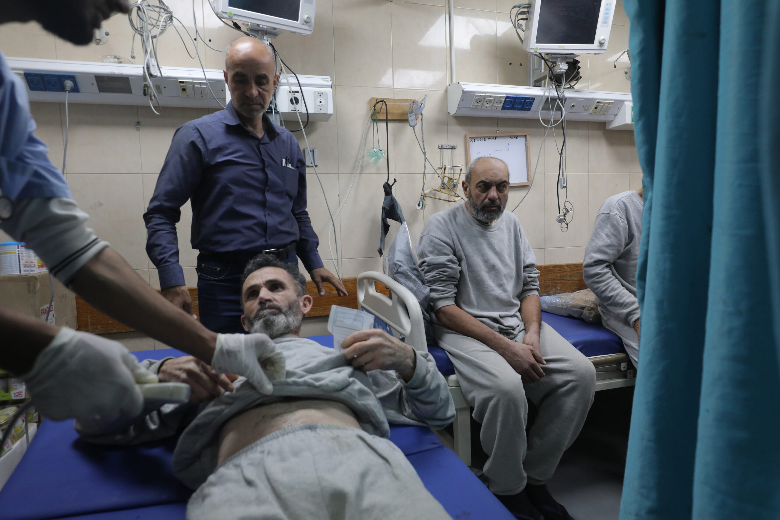 في يوم الأسير الفلسطيني: تصاعد غير مسبوق في التعذيب والإخفاء القسري والاعتقال التعسفي في سجون الاحتلال الإسرائيلي